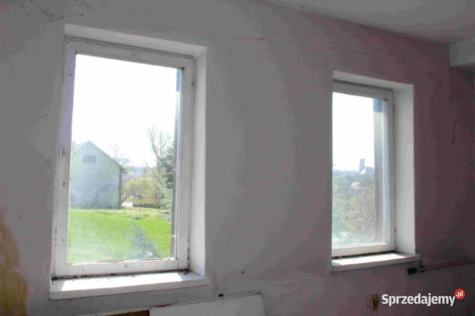 Sprzedam segment domu z działką w ratach bez sprzedam