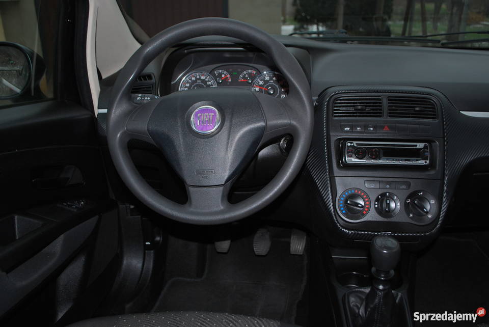 Fiat Grande Punto 2009r posiada klimatyzację CD Mysłowice