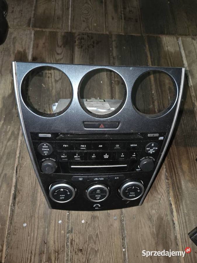 Mazda 6 panel nawiewu radio Panele sterowania, przełączniki Łagów