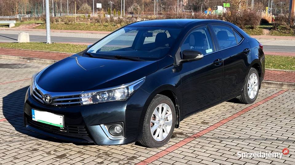 Toyota Corolla 16 Prestige ASO bezwypadkowa 2015 czarny Kielce