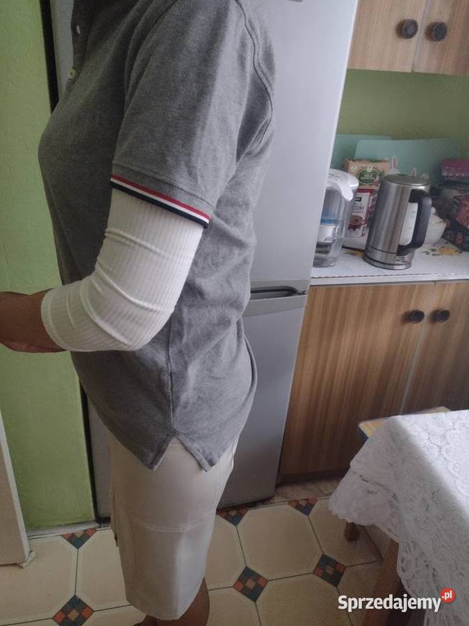 ML ZARA Szara bluzka z kołnierzykiem podkoszulka