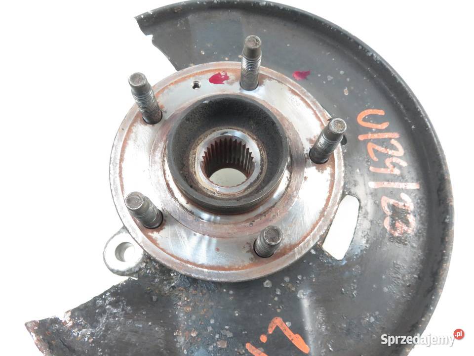 ZWROTNICA PIASTA LEWA OPEL ASTRA IV J 17 CDTI