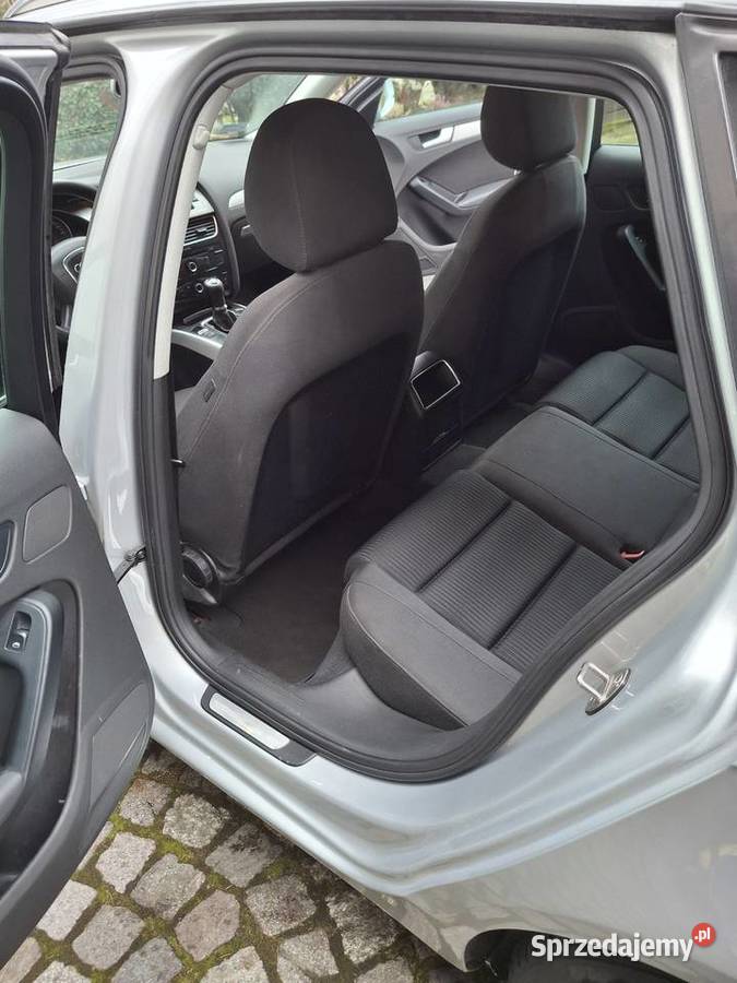 Audi a4b8 avant 20tdi hak sprzedam