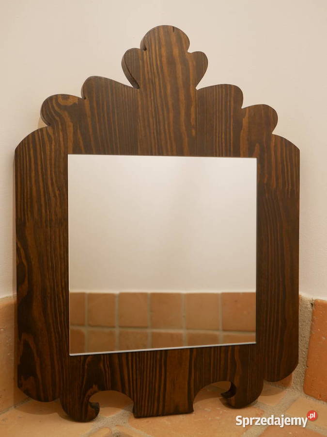 Lusterko na ozdobnej desce Międzyrzecz