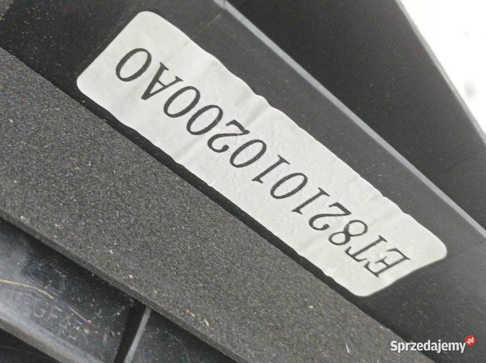 LUSTERKO PRAWE 7PIN EU Piaggio Porter II 2021 Motoryzacja