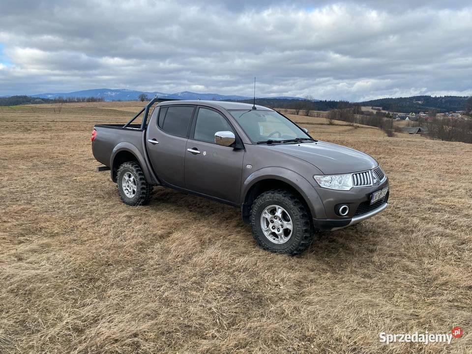 mitsubishi l200 rama bez dziur i bez rdzy z Podwilk