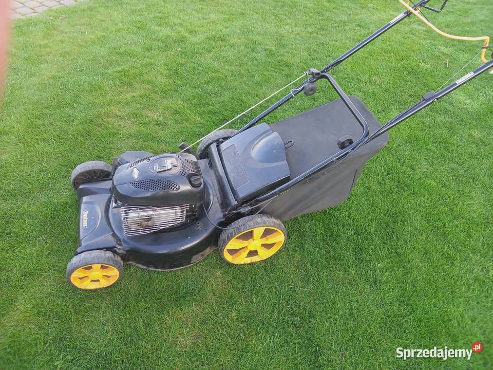 Kosiarka spalinowa Partner z napędem Krośnica