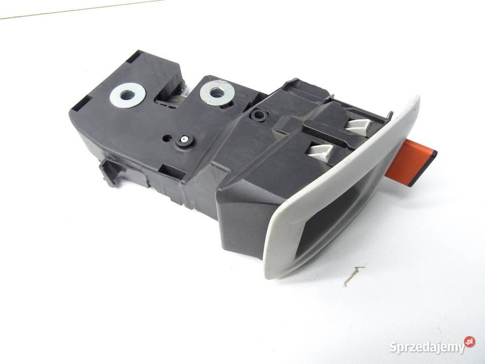 ZAMEK KANAPY TYŁ A2469200272 7274542 MERCEDES osobowe sprzedam