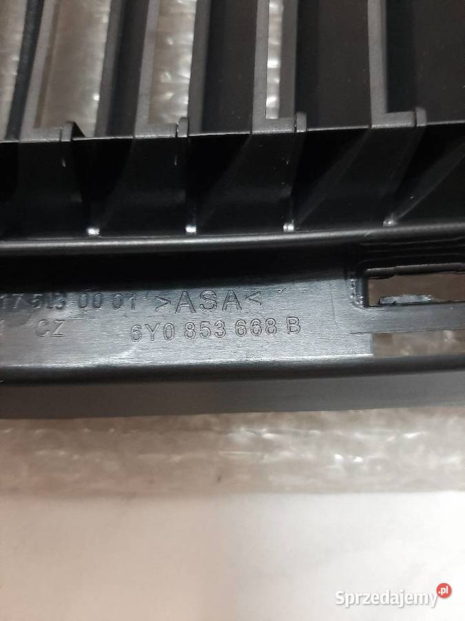 Nowa oryginalna siatka atrapa grilla Skoda Fabia małopolskie Oświęcim