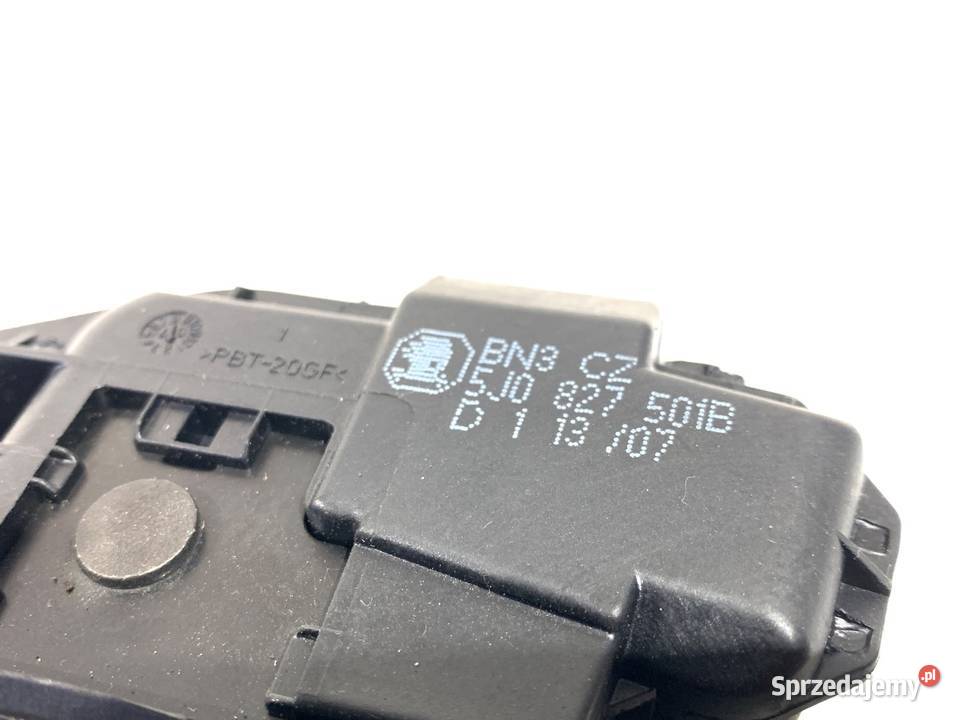 ZAMEK KLAPY TYŁ SKODA ROOMSTER Hatchback