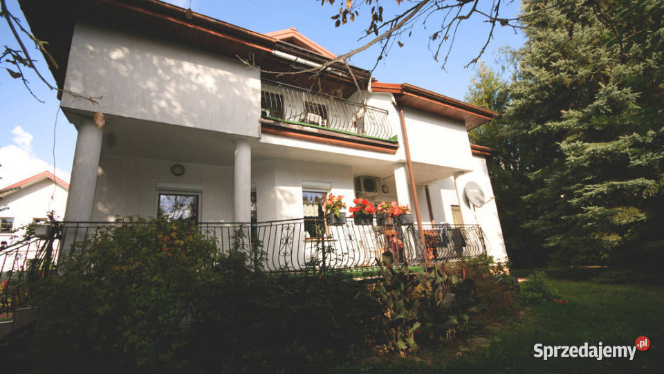 Dom Pensjonat 264 m2 Nałęczów utwardzona Sprzedaż