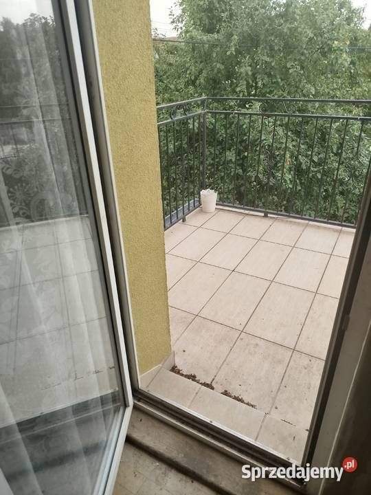 Mieszkanie na wsi do remontu pom. użytkowe