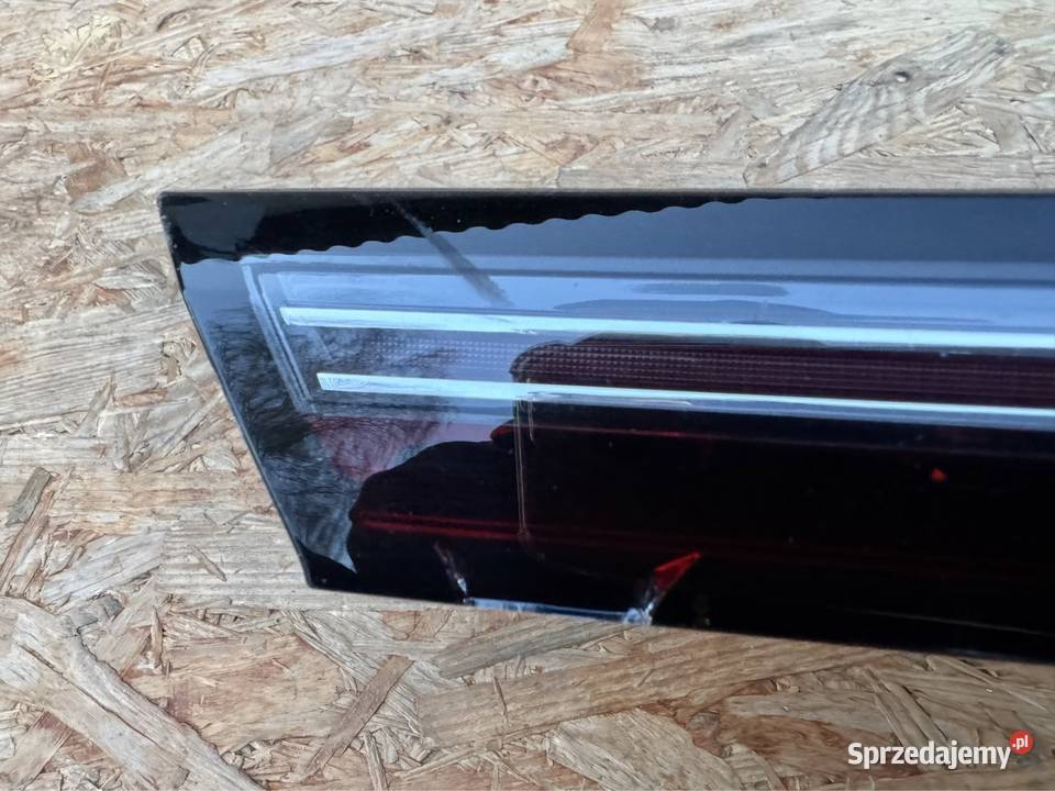 Lampa tył tylna prawa rh Renault megane V 5 osobowe Lampy tylne