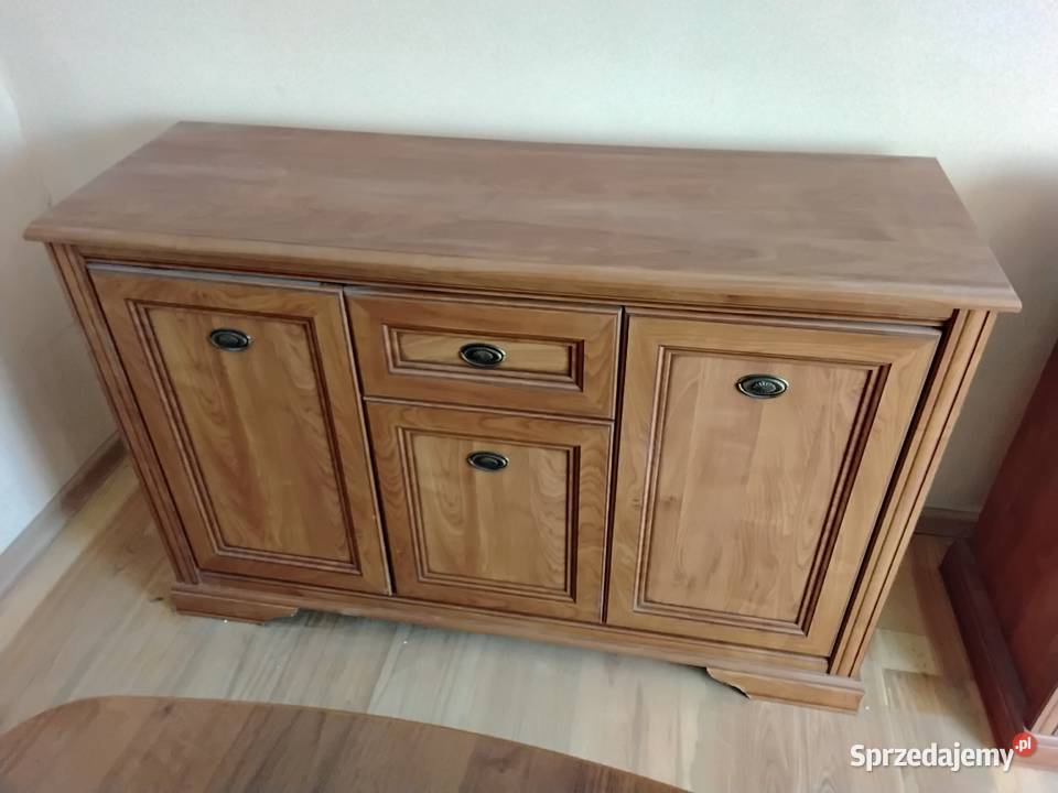 Komody ze stołem i krzesłami pomorskie Ełganowo sprzedam