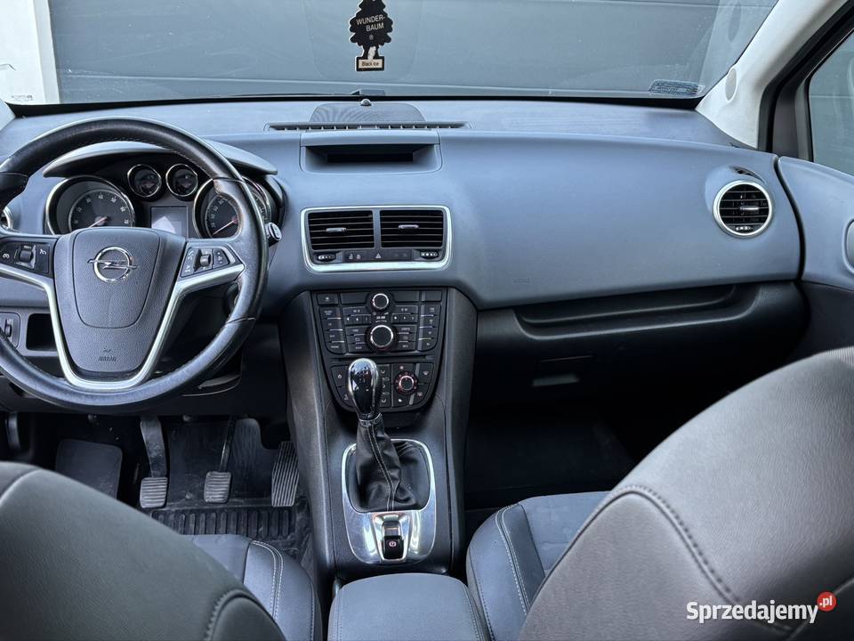 Opel Meriva stan idealny niski przebieg alufelgi