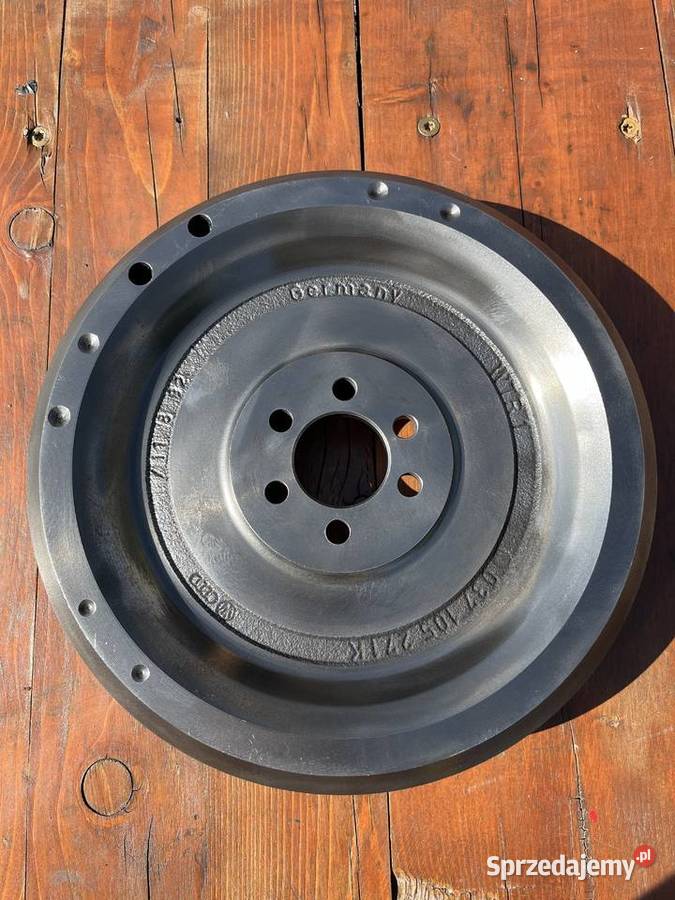 Koło zamachowe jednomas VW 19 18 19 037105271K Glinka