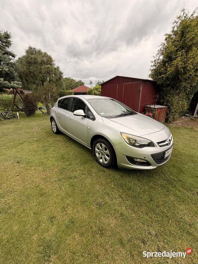 Opel Astra J 16 CDTI 110 2014 Bezwypadkowy 193 reflektory ksenonowe Krasne Dłusko