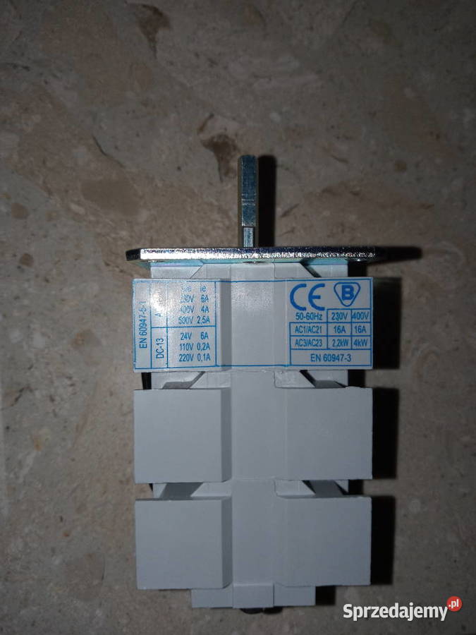 Łącznik sterowniczy FS 103661 P48 16 A