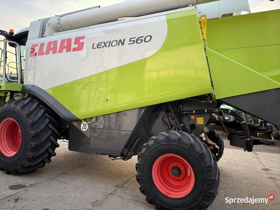 Kombajn zbożowy Claas Lexion 560 heder V750 nieuszkodzony Zbożowe Nowa Ruda