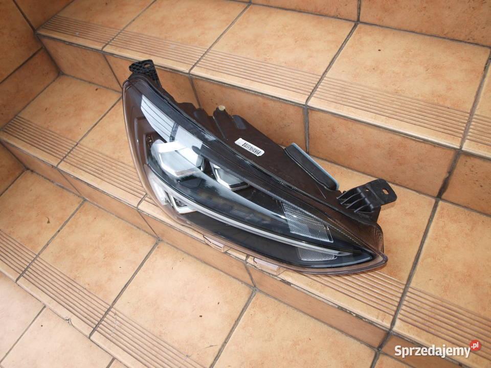 Ford Focus Mk4 lampa prawa przód Full Led 2021 Kalisz