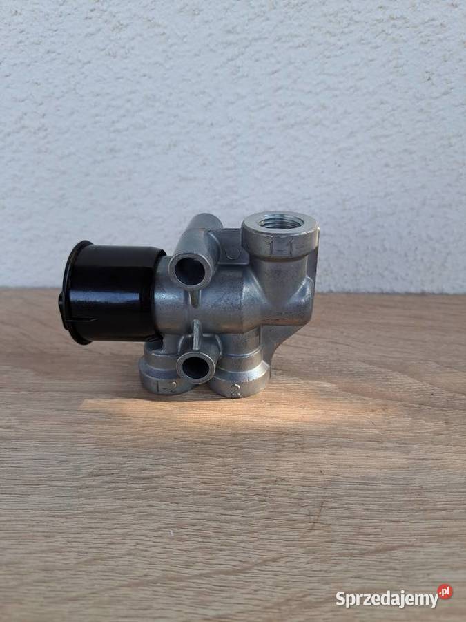 ZAWOR LUZUJACY M16X15 Wabco 9630060010 Pozostałe Niwka