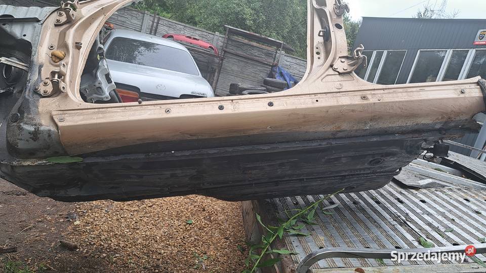 Próg z słupkiem Lexus LS400 UCF10 93r Stan Częstochowa