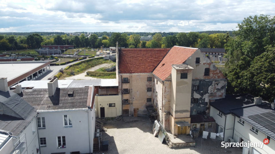 Kompleks budynków 6 Sierpnia w Puławach 2400m2 Puławy