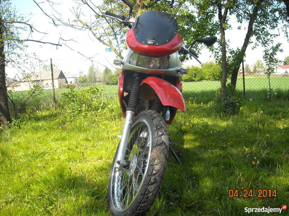 Motocykl Kymco Stryker 125 na kategorie B prawa łańcuch Kymco
