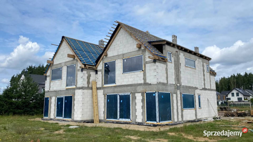 sprzedaży domu bliźniaka 16244m2 Bojano 2 piętra