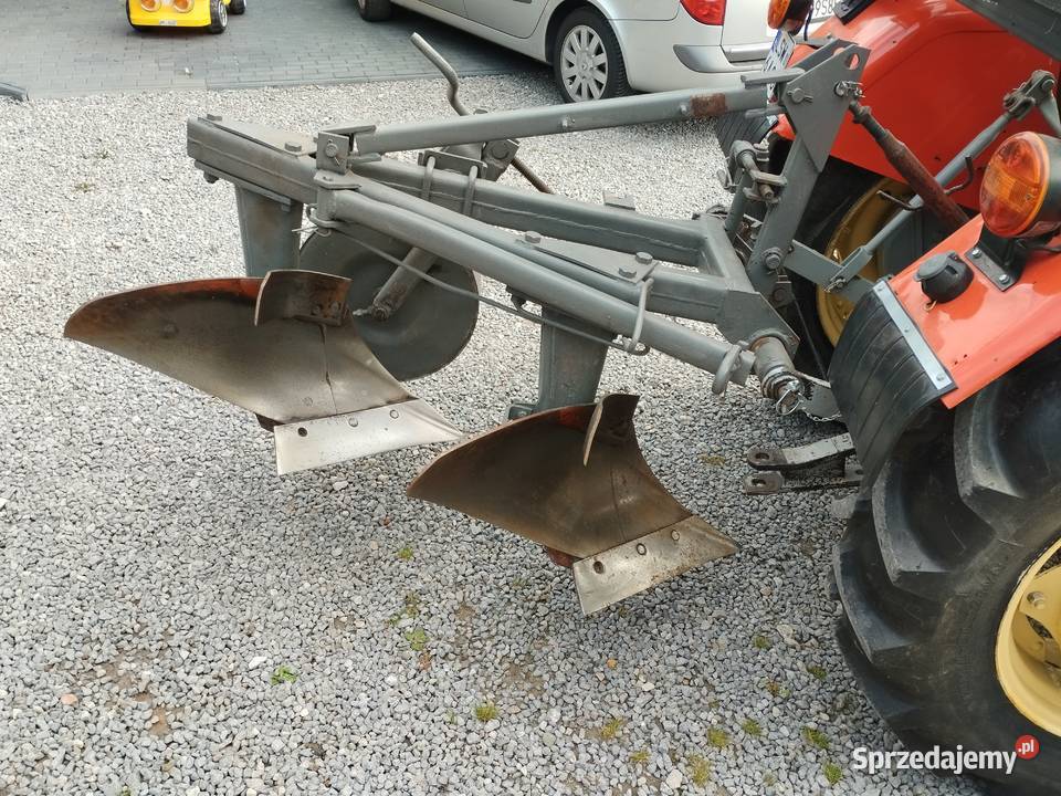 Pług 2 skibowy Unia Grudziądz nieuszkodzony Struża sprzedam