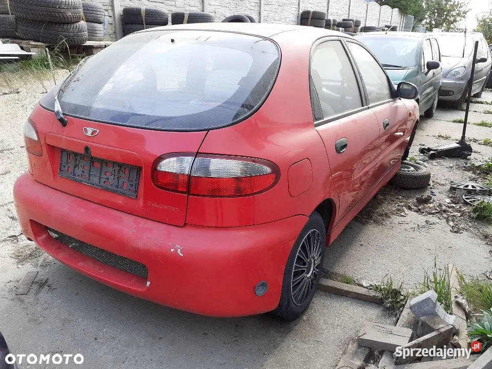 Daewoo Lanos 15 2000 części rozrusznik 73L Rok produkcji 2000