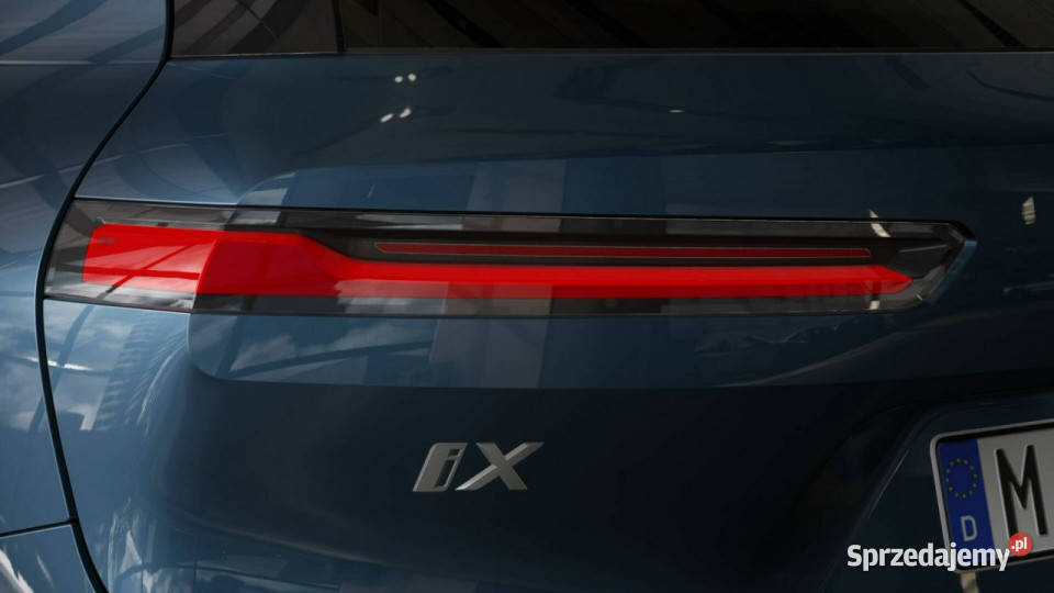 BMW iX iX xDrive60 Dostępne ręki 544KM sprzedam
