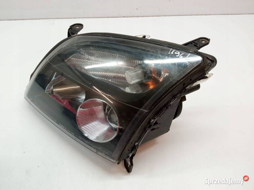 LAMPA PRZÓD LEWA PRZED LIFT DEPO DYMIONA Opel osobowe świętokrzyskie