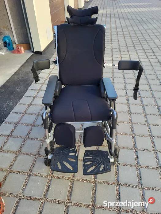 Wózek inwalidzki specjalny Kudu 82 z napędem