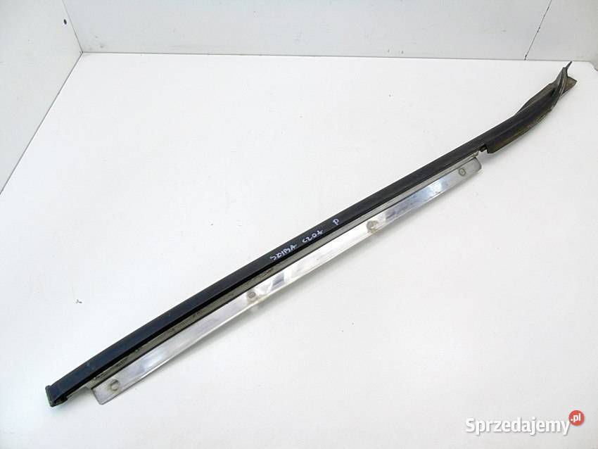 Uszczelka osłona szyby czołowej lewa Nissan śląskie Sosnowiec sprzedam