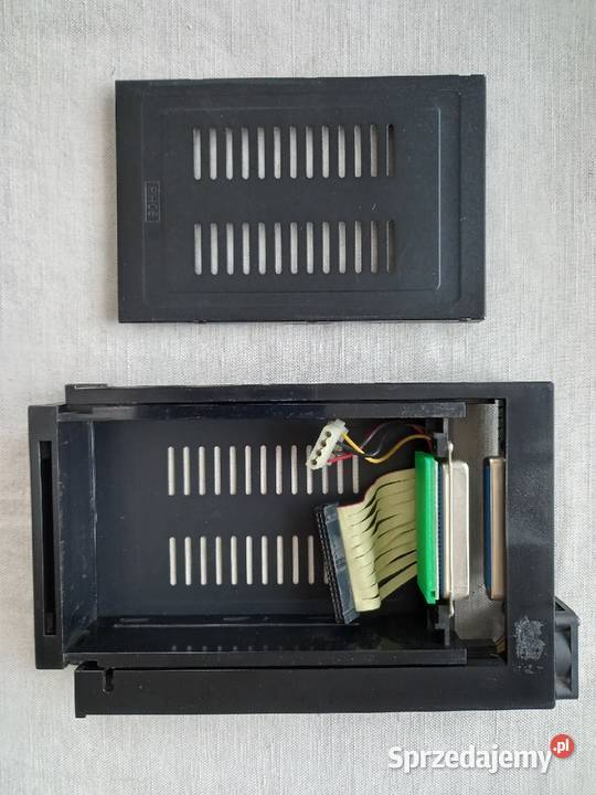 Kieszeń obudowa na dyski stary typ Tomaszów Lubelski