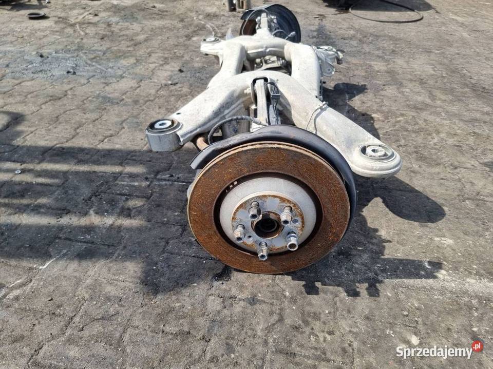 BELKA SANKI TYŁ VOLKSWAGEN PHAETON LONG Lipno