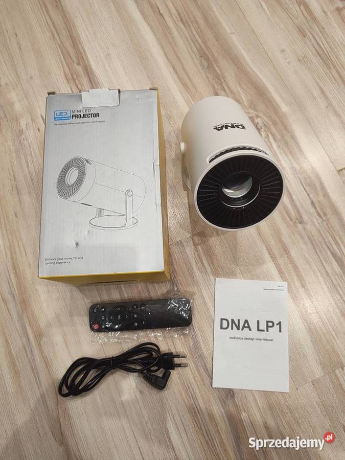 Przenośny projektor obrotowy 8K rzutnik głośnik Tarnów