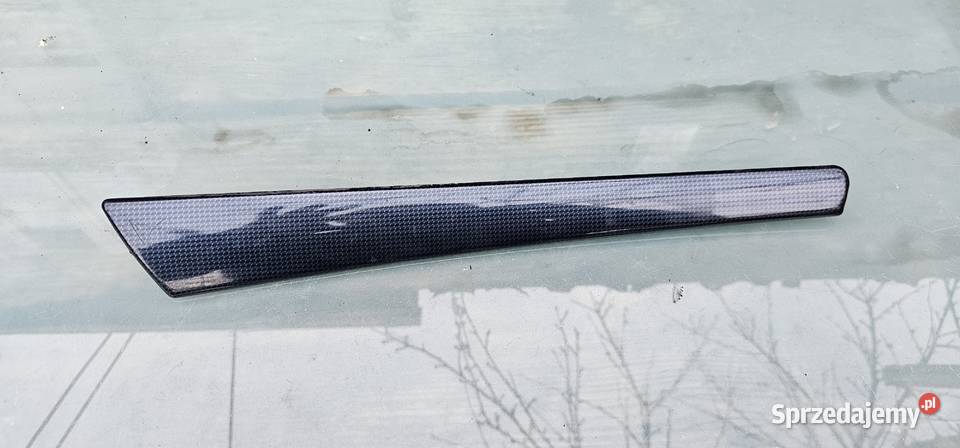 Listwa drzwi dekor carbon mercedes w202 Rok produkcji 1998 Zbąszyń