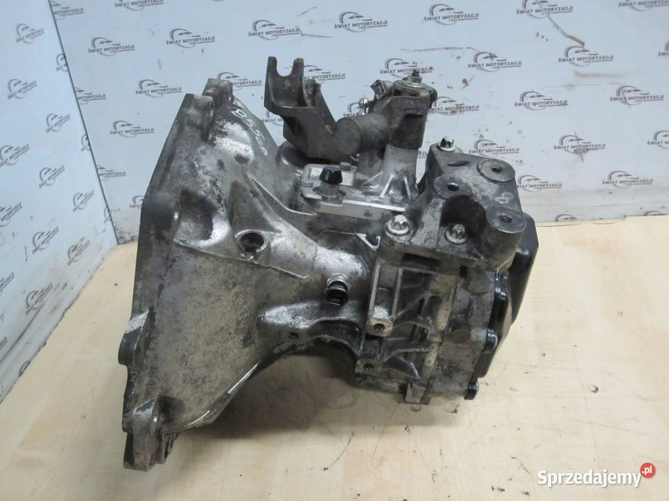 CORSA ASTRA 14 16V A14XER skrzynia manualna Kielce