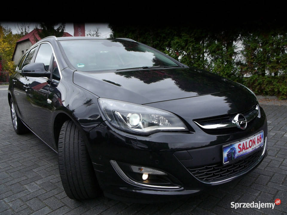 Opel Astra 16 Xenon Navi Skóra Stan b czarny