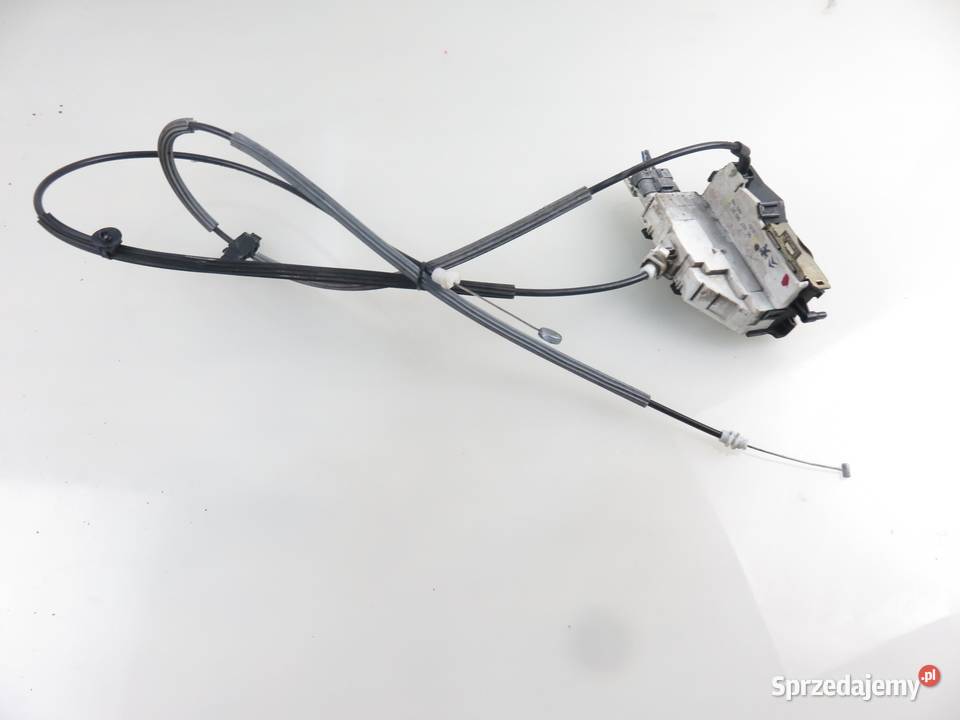 ZAMEK PRAWY PRZEDNI PEUGEOT 1007 9660701080 Zamki, wkładki i kluczyki