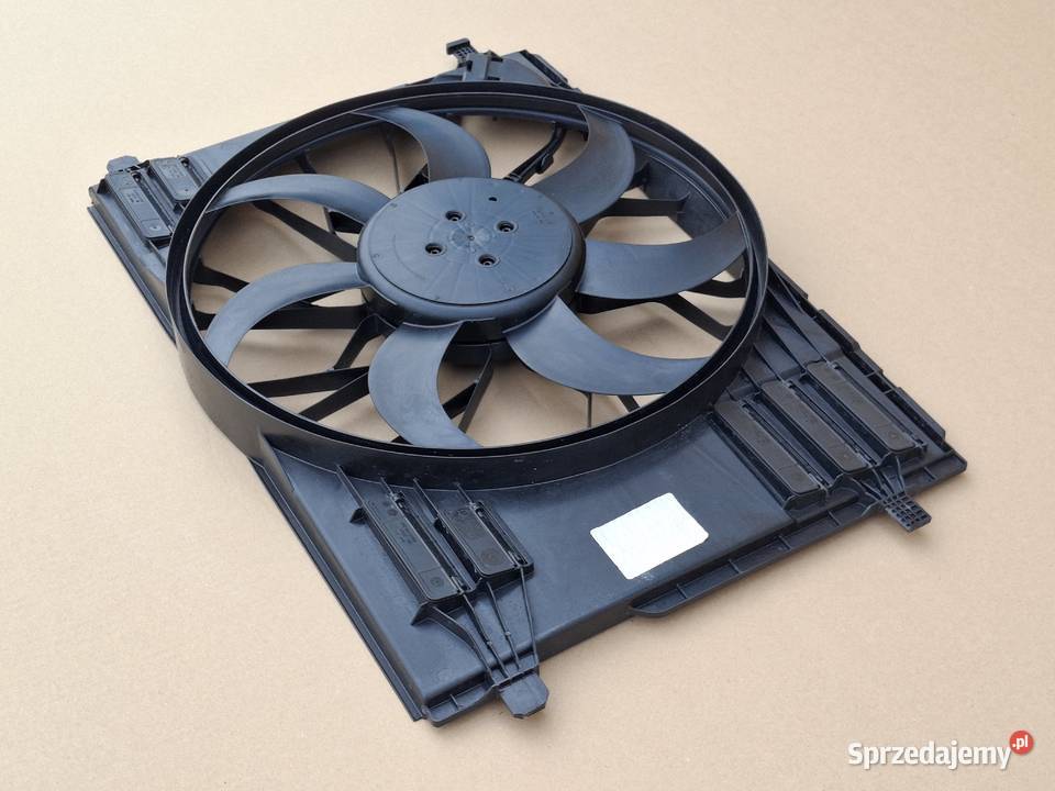 MERCEDES A W177 CLA W118 B W247 WENTYLATOR Bieleń