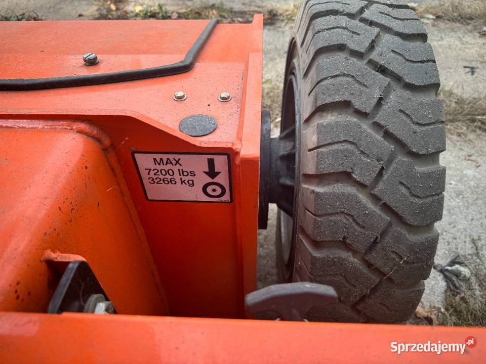 Podnośnik koszowy zwyżka akumulatorowy JLG E400