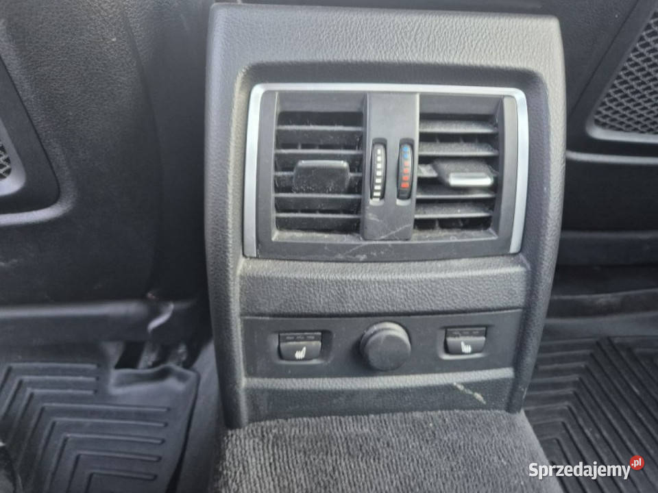 BMW 330 F30 2012 granatowy dolnośląskie