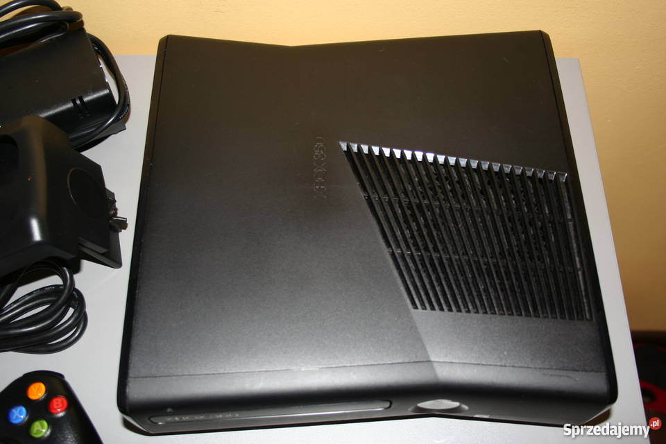 Konsola XBOX 360 Slim 250GB KINECT Pad Gry Wrocław sprzedam