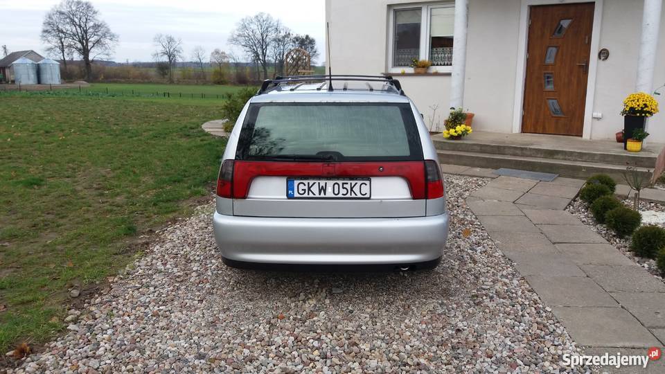 Seat Cordoba Vario 16 benzyna 101 welurowa tapicerka Cordoba Gołębiewo