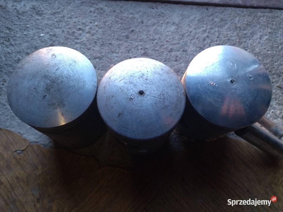 Tłoki do Syreny nowe oryginalne 3 sztuki Rok produkcji 1984 mazowieckie Tłuszcz