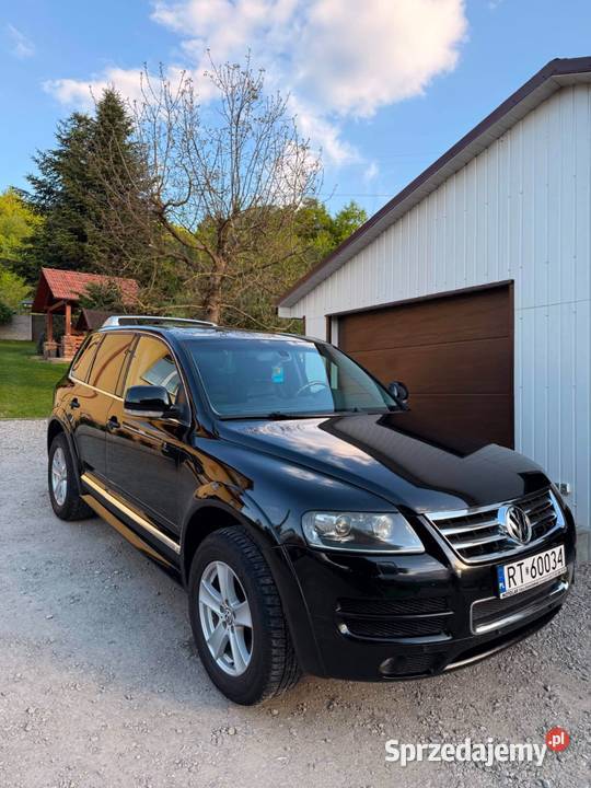 VW Touareg 4x4 automat hak 25 tdi hak pakiet w12 lakier metallic Bielowy