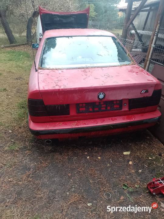 BMW 520iE34 do renowacji DAWCA CZESCI Jastrzębia Góra